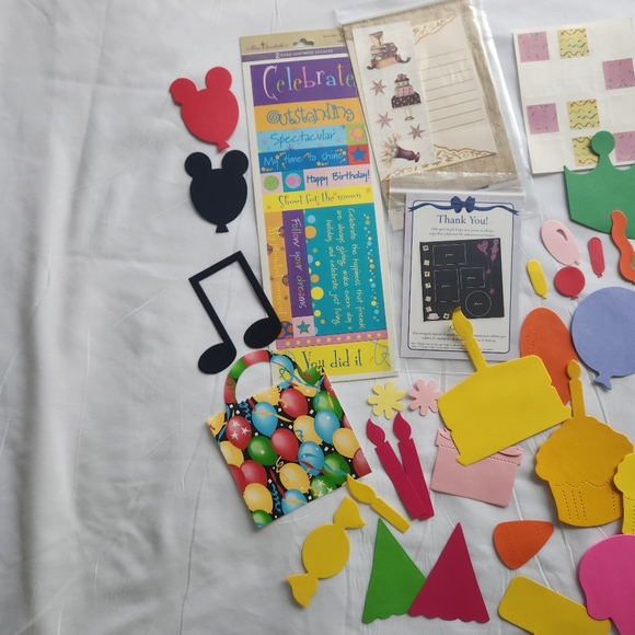 Scrapbook Stickers & diecuts Celebrations & Birthday Creative Memories - Picture 7 of 9